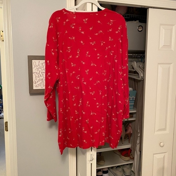 VICTORIA Secret Nightgown - Picture 10 of 10